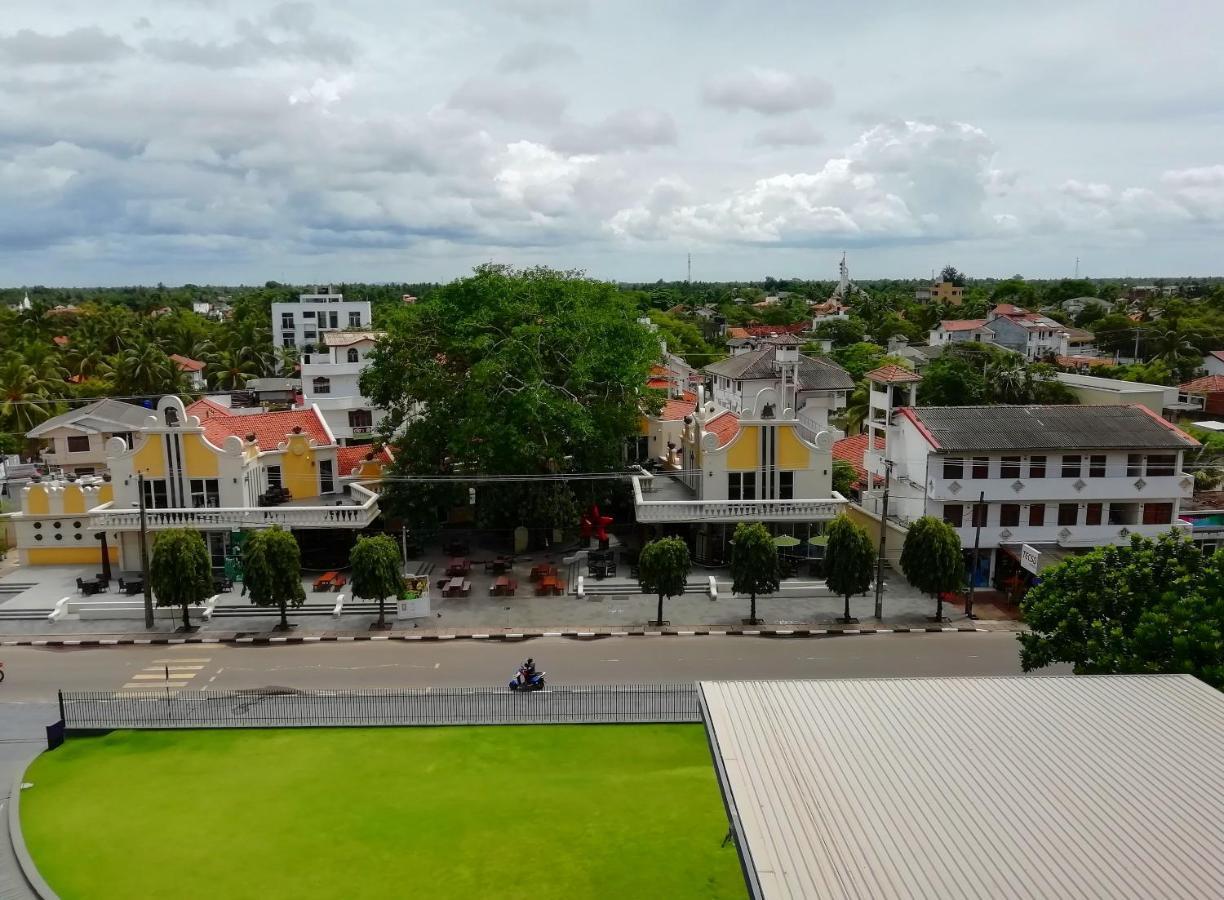 Holiday Guest Inn Negombo Exterior foto